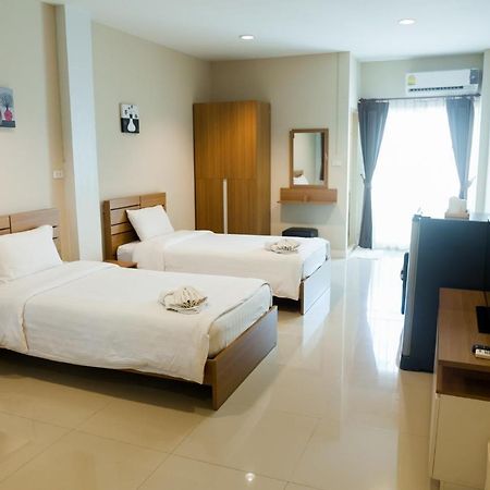 The Grand Residence Nakhon Ratchasima Extérieur photo