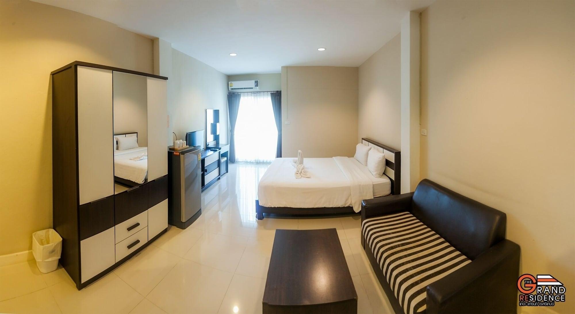 The Grand Residence Nakhon Ratchasima Extérieur photo