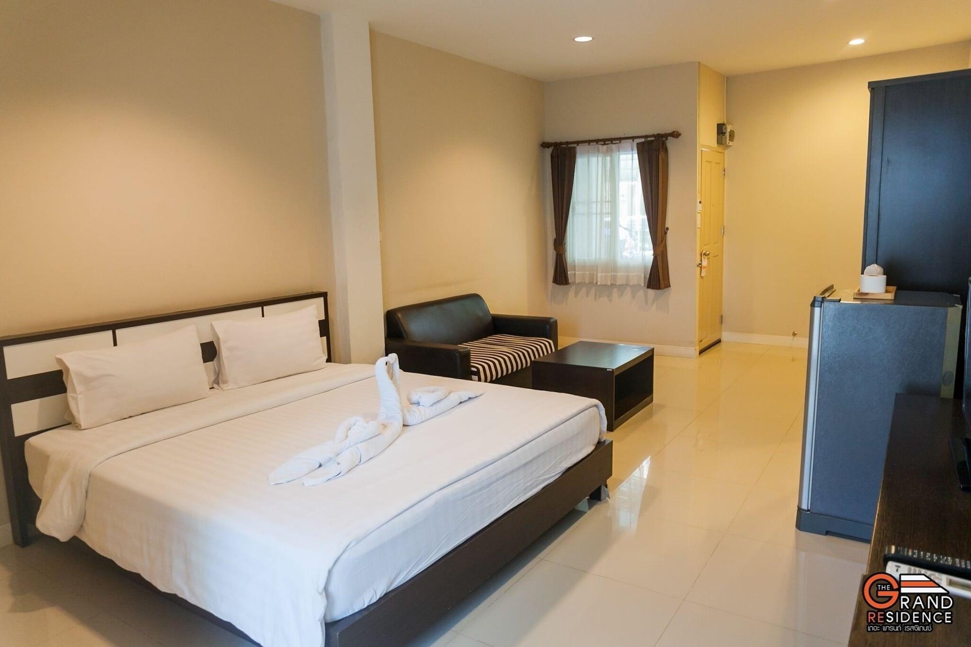The Grand Residence Nakhon Ratchasima Extérieur photo